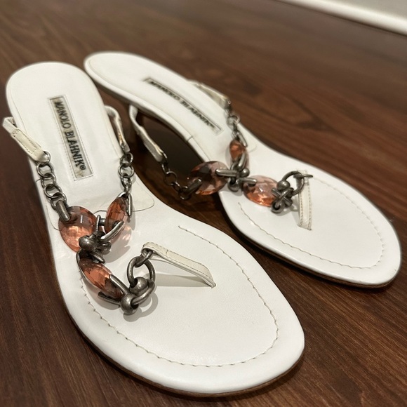 Manolo Blahnik White Thong Metal/Jeweled Heels Size 36.5 - Picture 10 of 12